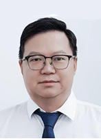陈    曦